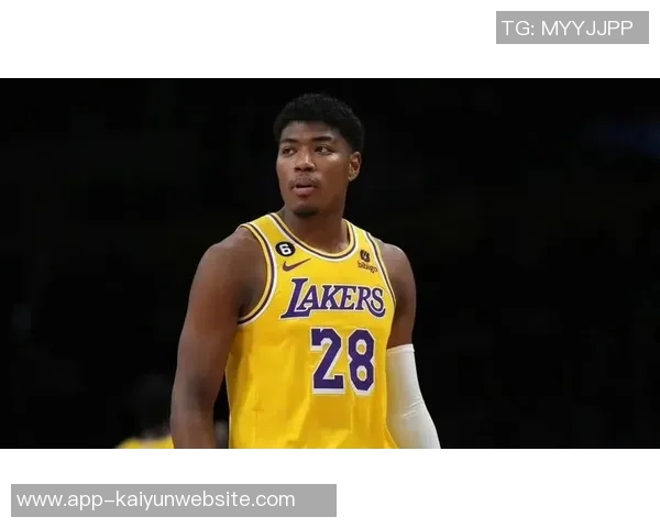 八村塁谈与东契奇的友谊：自然相处让我忘记他比我年轻