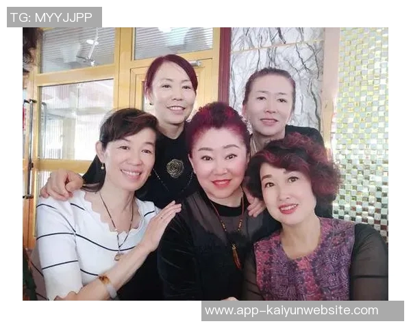 艾弗森回忆童年穿着风格独特自学成才的成长经历分享