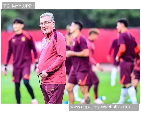 伊万谈国足战术革新:单后腰布局引领现代足球新趋势 伊万谈国足战术革新:单后腰布局引领现代足球新趋势