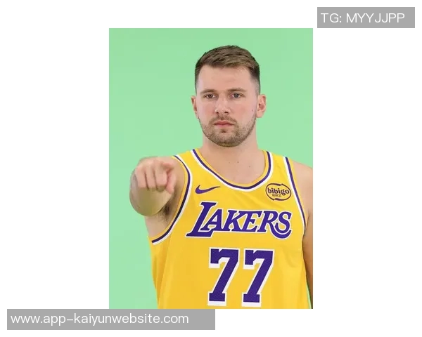 湖人训练营新名单东契奇体重变化引关注从230磅到最高270磅 湖人训练营新名单东契奇体重变化引关注从230磅到最高270磅