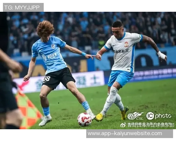 大连英博主场落后青岛西海岸阿齐兹精彩进球助队领先