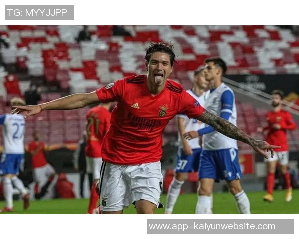 巴萨宣布努涅斯右膝手术将缺阵六个月马刺放养新人迎挑战