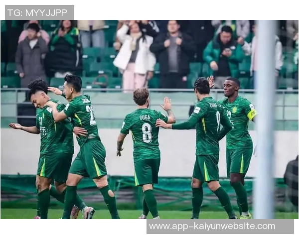 克尼佩尔连续三场得分20首次突破30分表现出色助球队赢得胜利