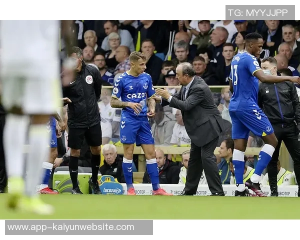 斯基拉报道18岁中场派斯冬窗有望重返切尔西离开斯特拉斯堡